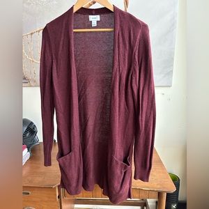 Old Navy cardigan. Size S. Very good condition.